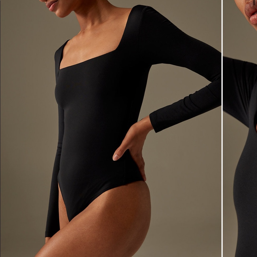 Aritzia contour long sleeve body suit